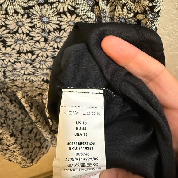 New Look Black Daisy Print Mesh Ruffle Mini Dress Sz 12 NWT - Picture 7 of 12